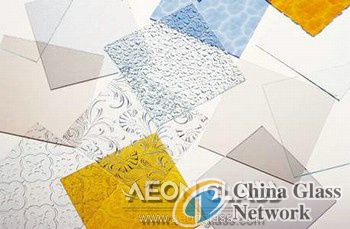 3mm-8mm  (Canelado, Diamond, Flora, Karatachi, Millennium, Mistlite, Na Clear/Colored PATTERNED GLAS